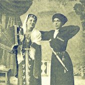 Titu Chesebiev (right)