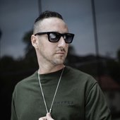 JOE2SHINE.jpg