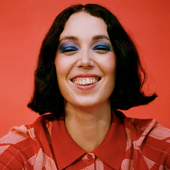 kelly lee owens.png