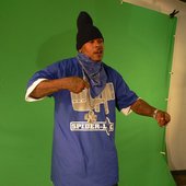 Spider-Loc on the \"Blu-tiful World\" video set