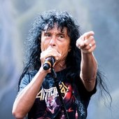 Anthrax_-_2019214184014_2019-08-02_Wacken_-_2815_-_AK8I3637_(cropped).jpg