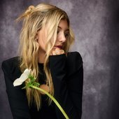 naluda-Sophia-Treadway-2.jpg
