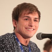 Lucas_Cruikshank_by_Gage_Skidmore.jpg