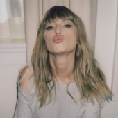 LastFM profile picture for @taylor