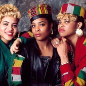 Salt-N-Pepa-Image-courtesy-of-Michael-Putland.jpg