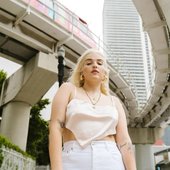 elena-rose-entrevista-urbanlife-819x1024.jpg