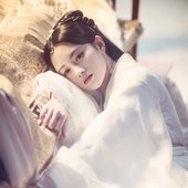 鞠婧祎