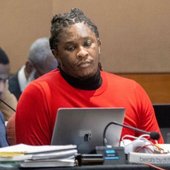 New updated photo of Young Thug in court.