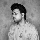Raeyna - Official Spotify Image