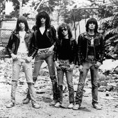 ramones_001b_041309