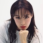 Jeon-Jiyoon.jpg