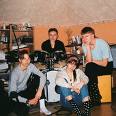 Mėlyna (1).png