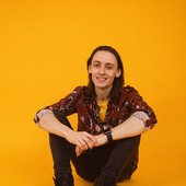 berru in a bears in trees photoshoot
