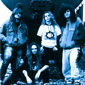 Sepultura-at-the-time-of-Beneath-the-Remains-1989-Left-right-Andreas-Kisser-Max.png