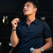 Aşkına Destan