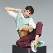 alvaro-mayo-cantante-queer-ot-6.jpg