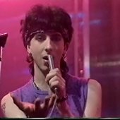 Soft Cell - Where The Heart Is (Live 1982)