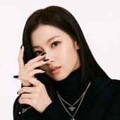 PRADA GIRL