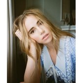 Suki Waterhouse (Instagram - Oct 6th 2020)