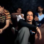 Zig Zag Band - Promo