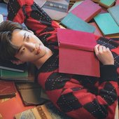 Lee Jong Suk - Books