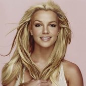 Britney Spears by Patrick Demarchelier / 2003 📸✨