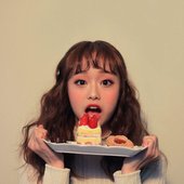 Chuu - solo single