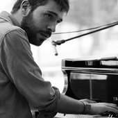 http://galiciantunes.com/bandsandartists/1011