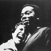 Milton Nascimento com Elis Regina 5