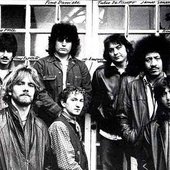 Fabio Forte, Pino Daniele, Tullio De Piscopo, James Senese, Rino Zurzolo, Joe Amoruso, Tony Esposito (1981)