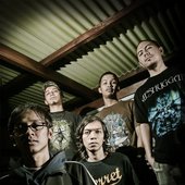 http://www.myspace.com/restrain13