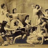 Soloists and corps de ballet in Alexander Gorsky's revival of the Minkus/Saint-Léon Le Poisson doré. Moscow, circa 1905.