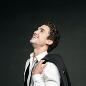 jaime lorente 2.jpg
