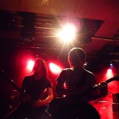 Black Curtains - La Maroquinerie
