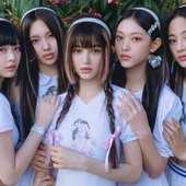NJZ/NewJeans "Super Shy" Concept Photo