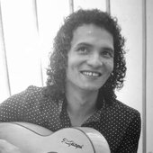 Gilson, cantor e compositor brasileiro