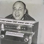 Jean-Jacques-Perrey-and-his-Ondioline.jpg