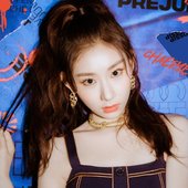 Chaeryeong-ITZY.jpg