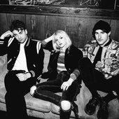 Paramore tons de cinza 2024