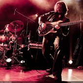 AppleShift - Marc Limballe (Drums) & Pascal Langlois (Bass & Back Vocals)