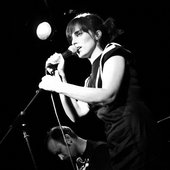 Ani from AlphaState @ Hoxton Square Bar & Kitchen (© grotography)