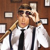 MAGIC-MAGNO.jpg