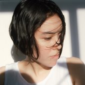 Maika Loubte 6.jpg