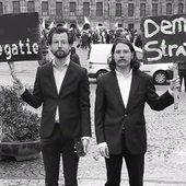 De Delegatie... protesting for some reason