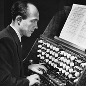Oskar Sala on the Mixturtrautonium