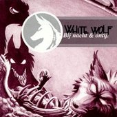 Whitewolf Bij Nacht En Ontij