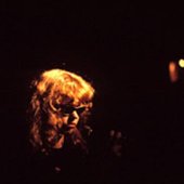 Ella y los Neumáticos (2)