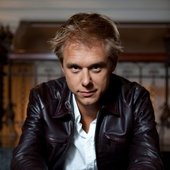 Armin's New Facebook Picture