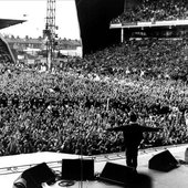 Oasis-Knebworth-web.jpg