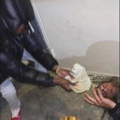GSLWfonbcAArLqE.jpg